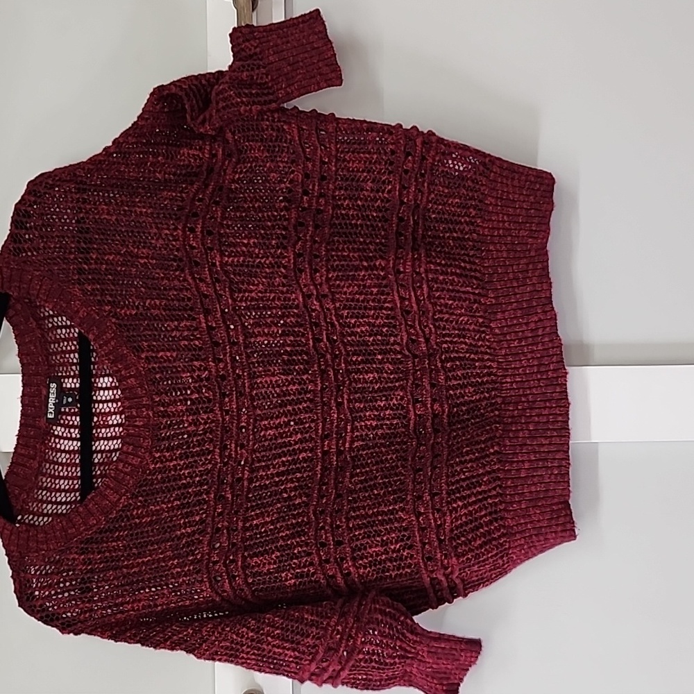 Express Sweater - Picture 3 of 4